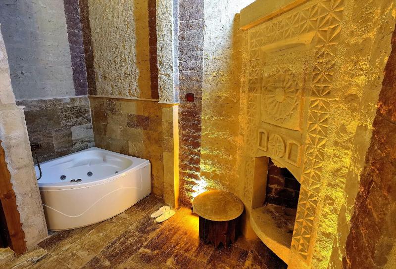 Larissa Cave Hotel image