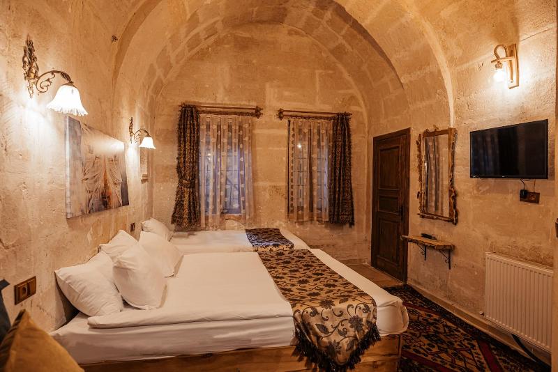 Larissa Cave Hotel image