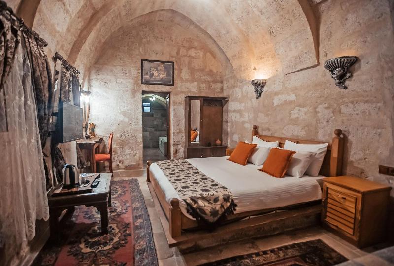 Larissa Cave Hotel image