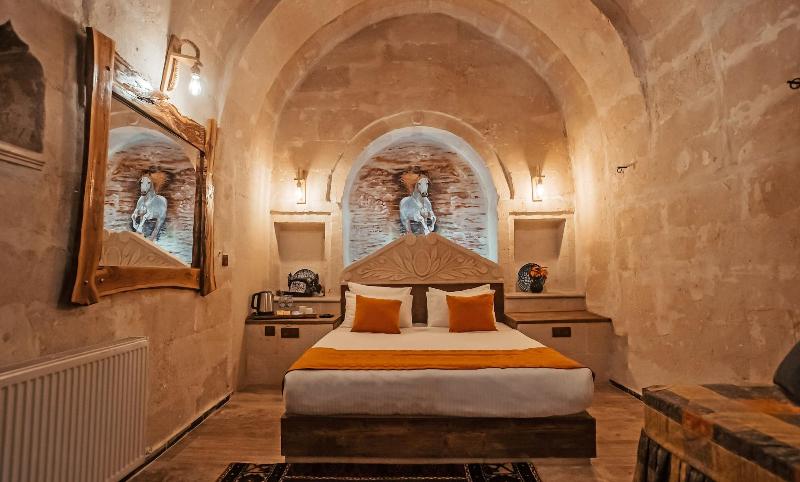 Larissa Cave Hotel image