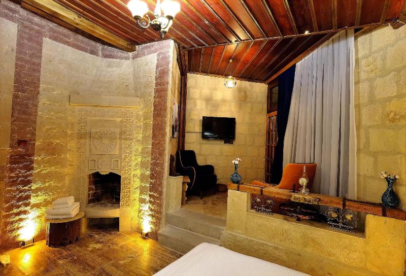 Larissa Cave Hotel image