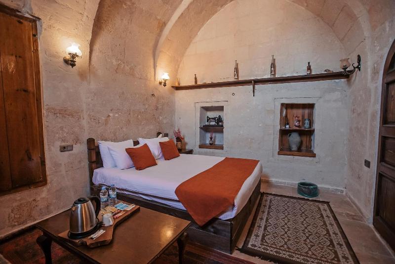 Larissa Cave Hotel image