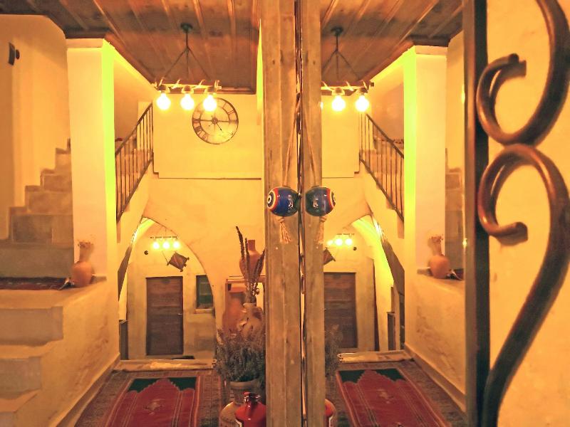 Larissa Cave Hotel image