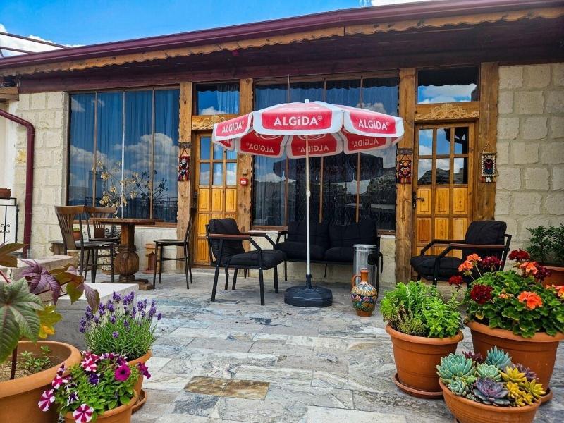 Larissa Cave Hotel image