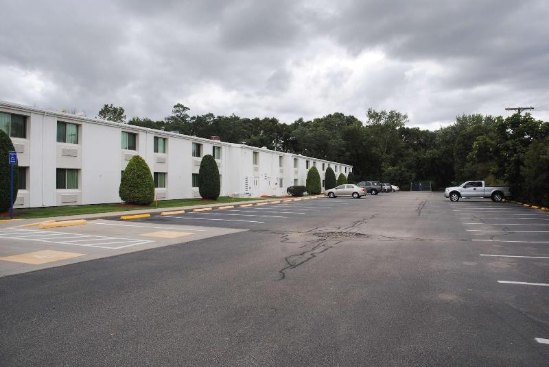 Motel 6 Seekonk, Ma - Providence East image