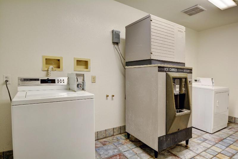 Motel 6 Seekonk, Ma - Providence East image