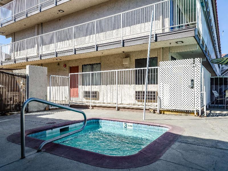 Studio 6 Fresno, CA - Extended Stay GA image