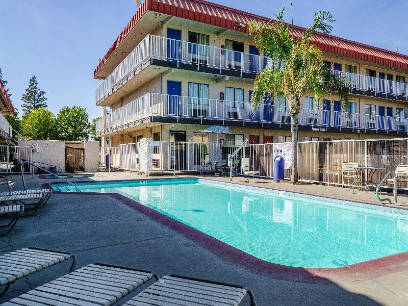 Studio 6 Fresno, CA - Extended Stay GA image