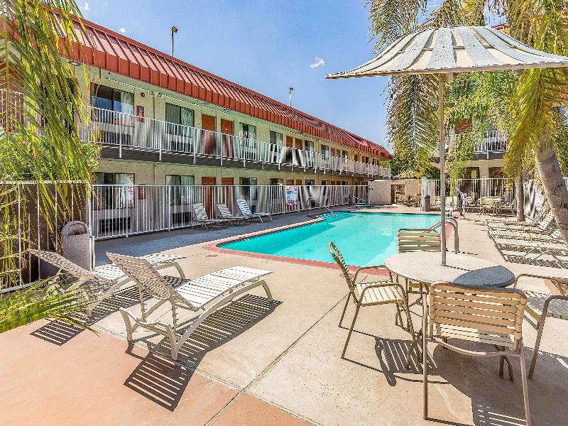 Studio 6 Fresno, CA - Extended Stay GA image