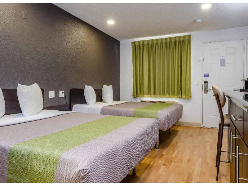 Studio 6 Fresno, CA - Extended Stay GA image
