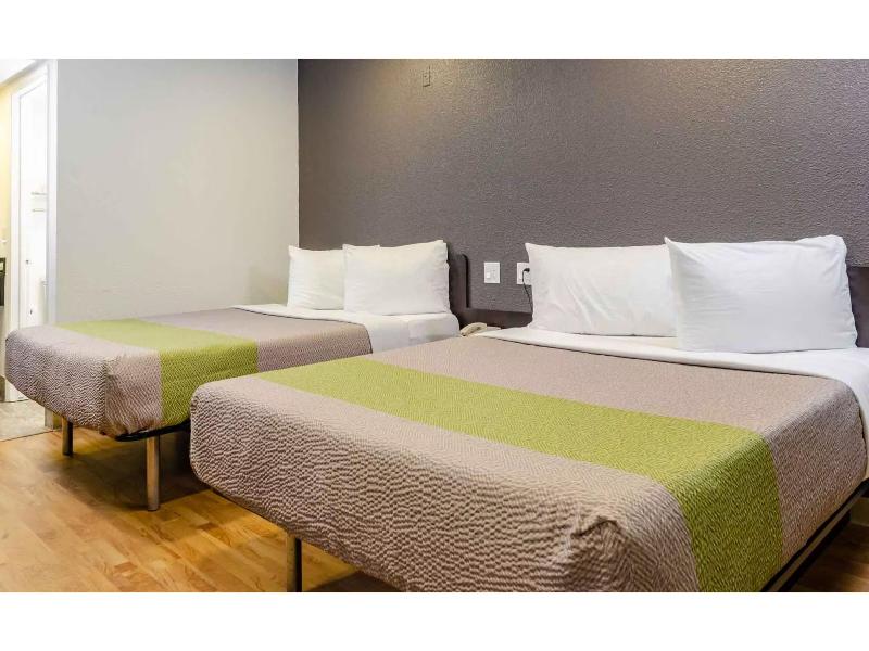 Studio 6 Fresno, CA - Extended Stay GA image