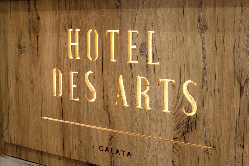 Hotel Des Arts image