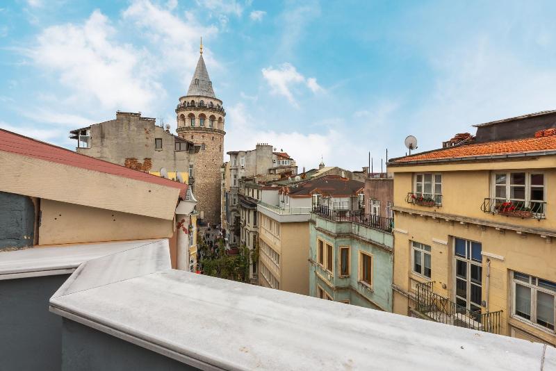 Hotel Des Arts image