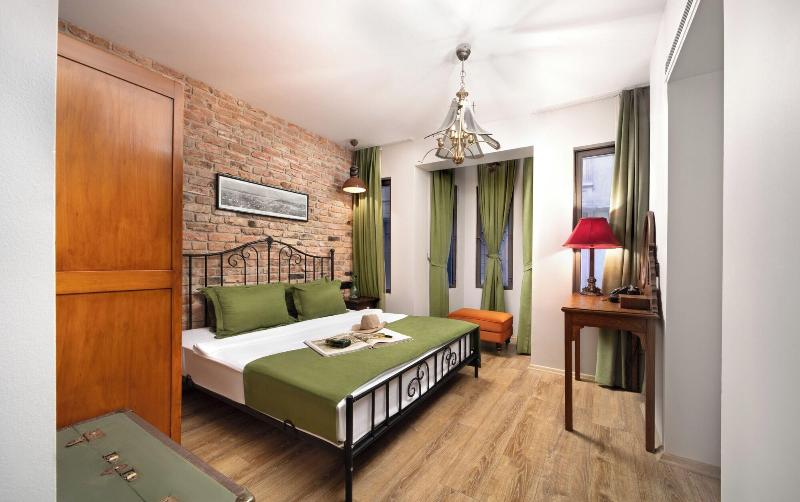 Hotel Des Arts image