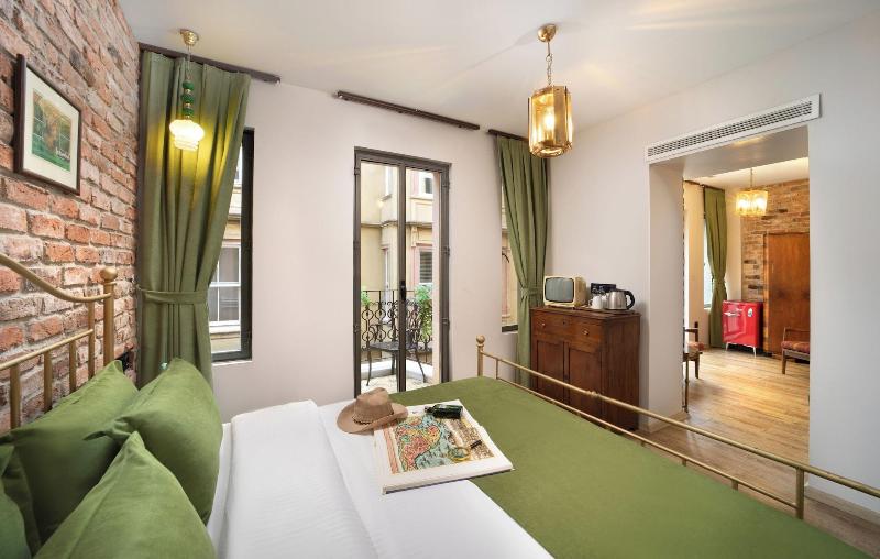 Hotel Des Arts image