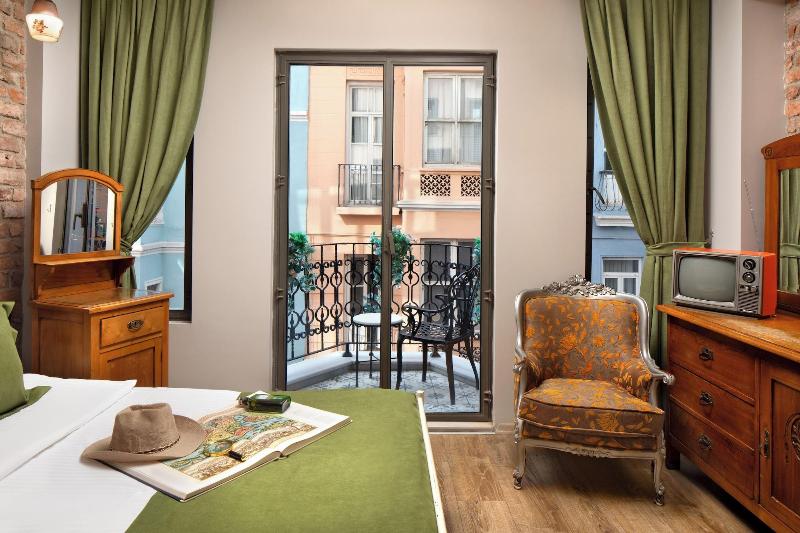 Hotel Des Arts image