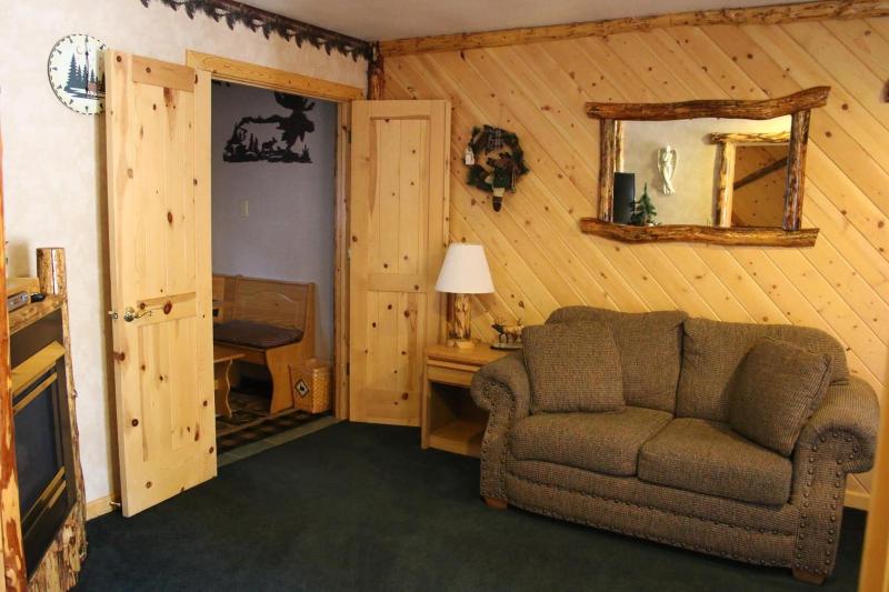 Tahoe Valley Lodge image