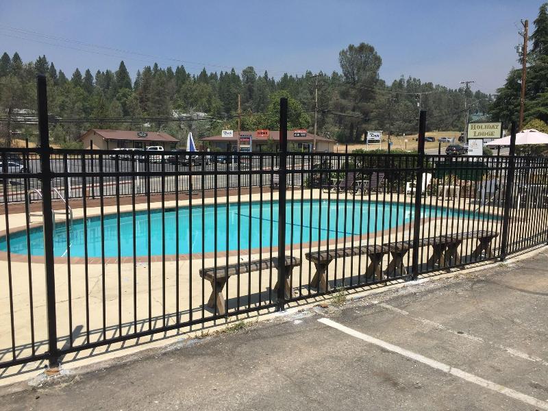 Holiday Lodge image