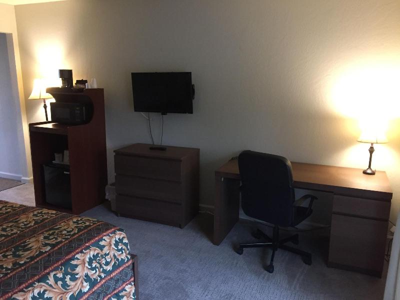Holiday Lodge image
