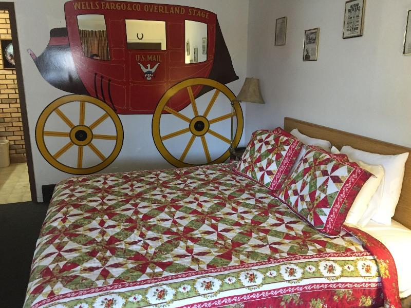 Holiday Lodge image