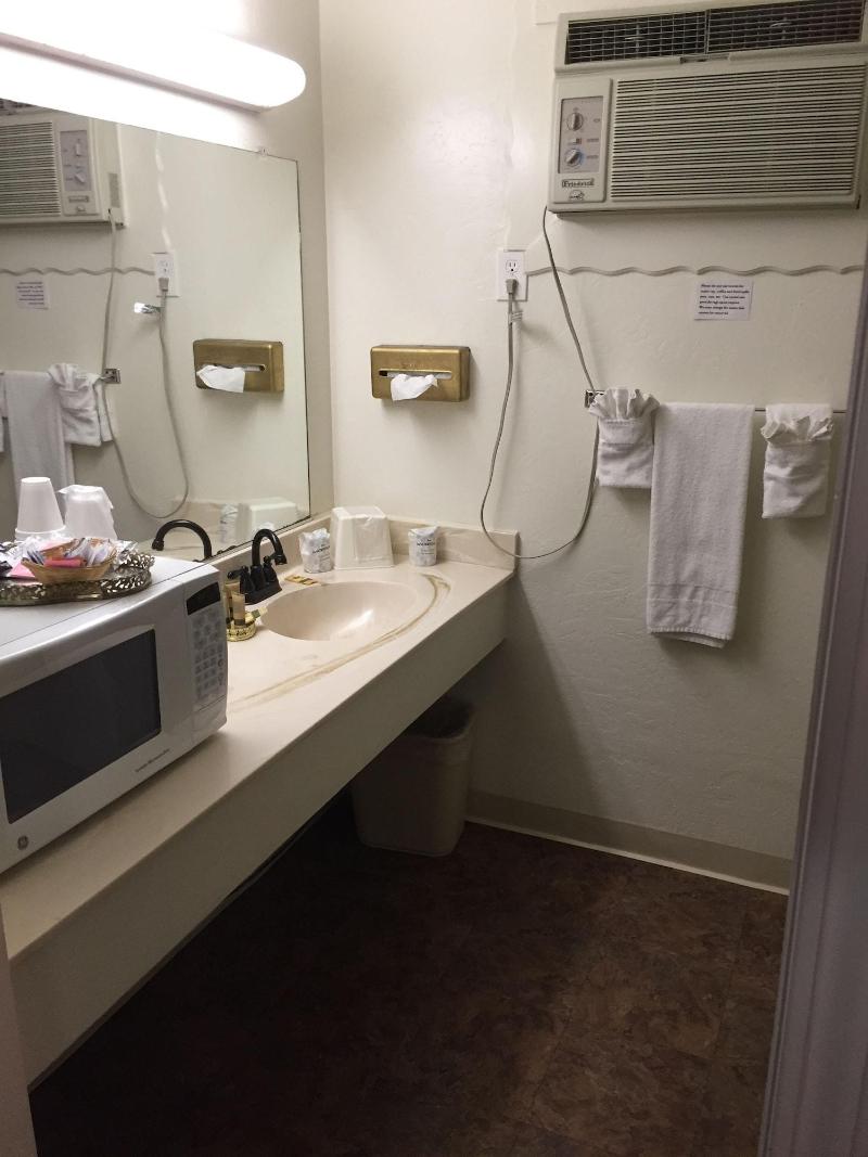 Holiday Lodge image