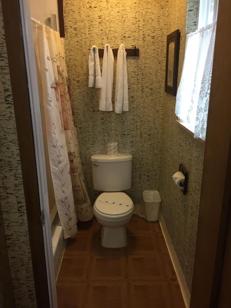 Holiday Lodge image