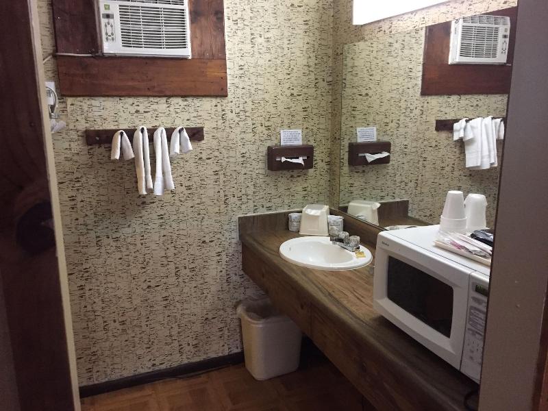 Holiday Lodge image