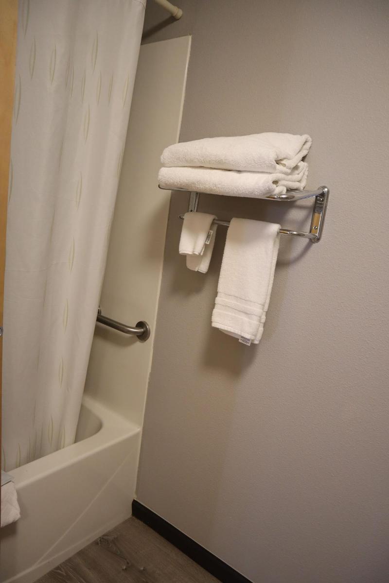 Express Inn & Suites image