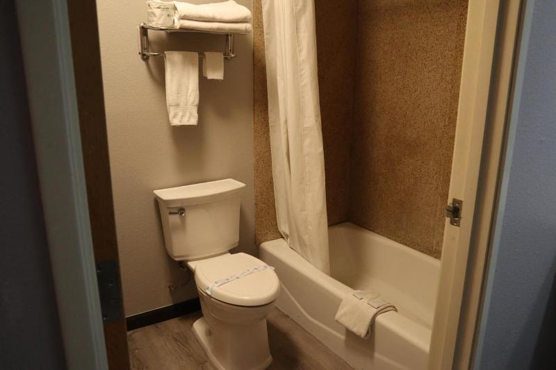 Express Inn & Suites image