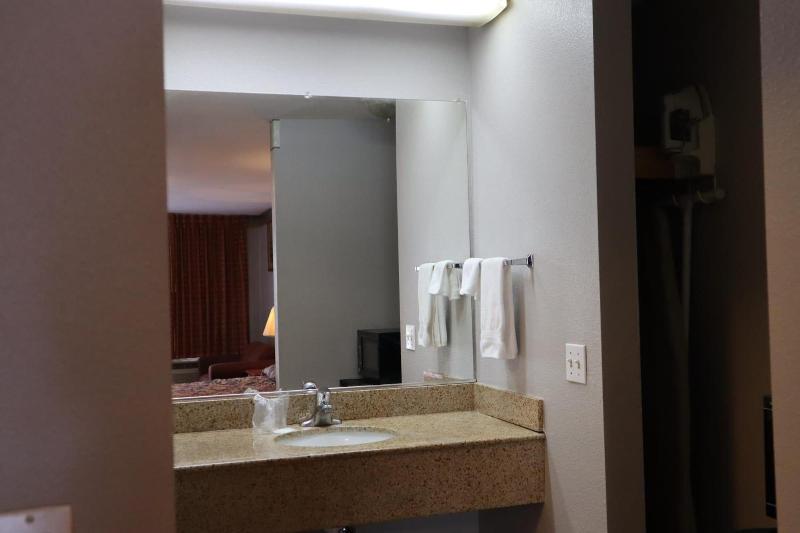 Express Inn & Suites image