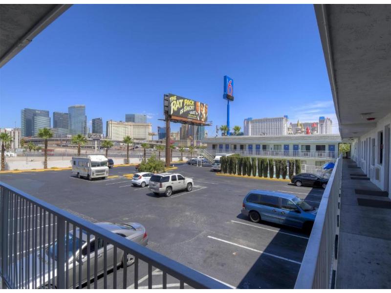 Motel 6 Las Vegas, NV – I-15 Stadium image