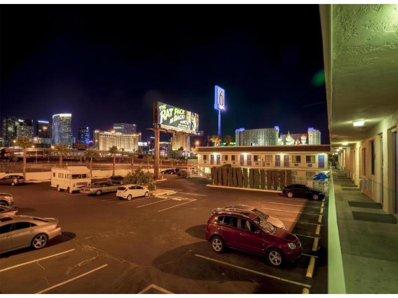 Motel 6 Las Vegas, NV – I-15 Stadium image