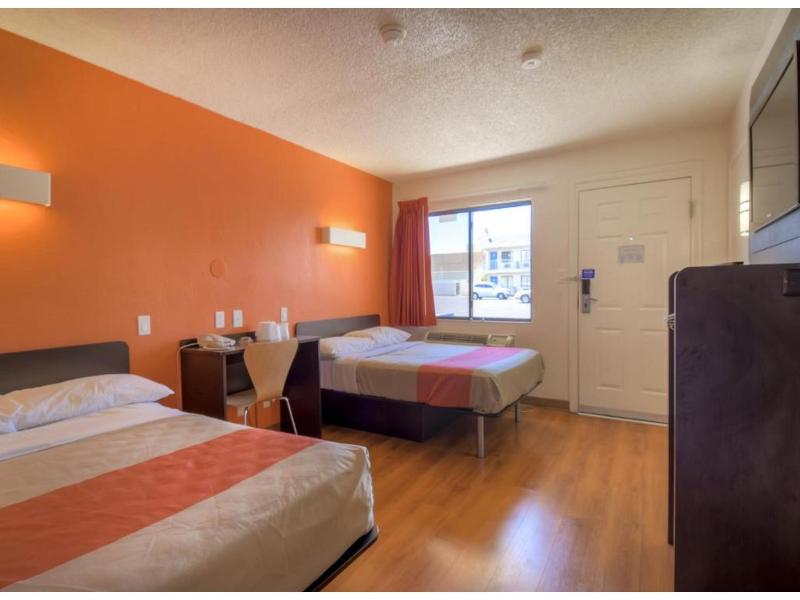 Motel 6 Las Vegas, NV – I-15 Stadium image