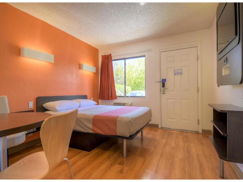 Motel 6 Las Vegas, NV – I-15 Stadium image