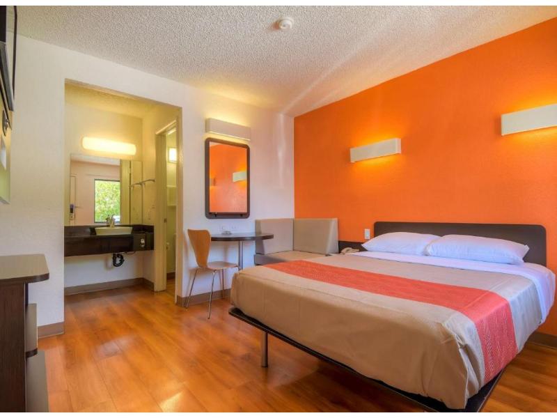 Motel 6 Las Vegas, NV – I-15 Stadium image