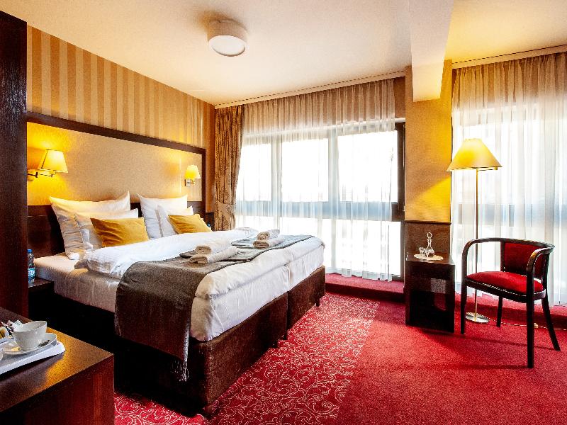 Hotel Wielopole image