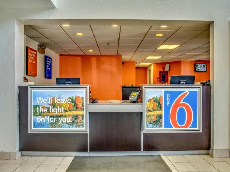 Motel 6 Amherst, NY - Buffalo image