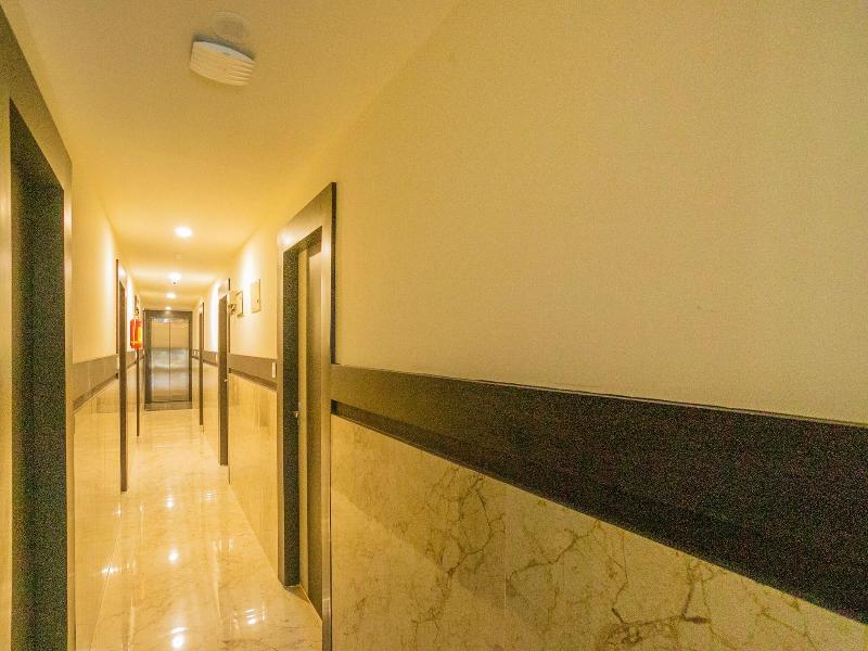 Capital O 36457 Boulevard Madiwala image