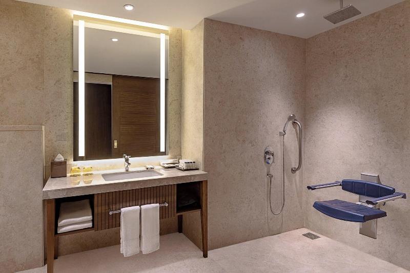 Sheraton Grand Chennai Resort & Spa image