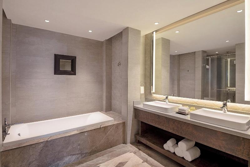 Sheraton Grand Chennai Resort & Spa image