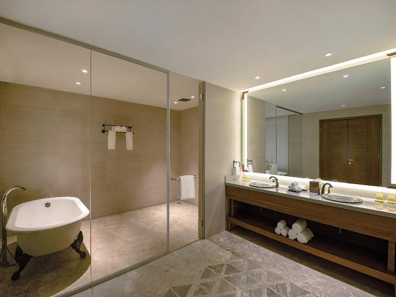 Sheraton Grand Chennai Resort & Spa image