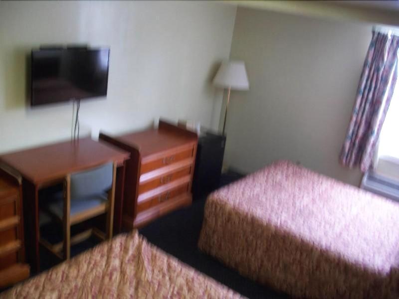 Budget Inn Clearfield image