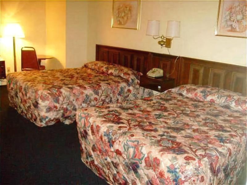 Budget Inn Clearfield image