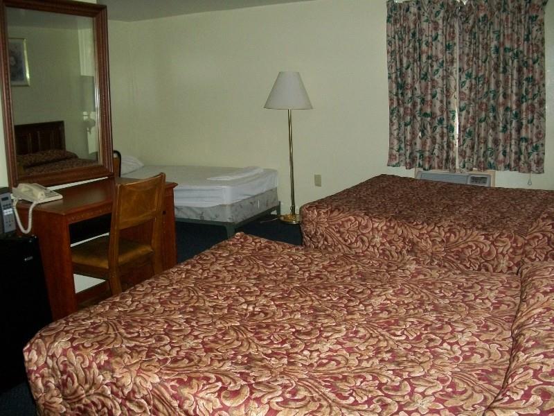 Budget Inn Clearfield image