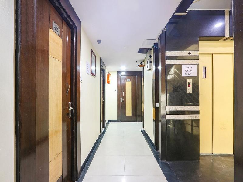 Fabhotel Royal Residency Ii — view