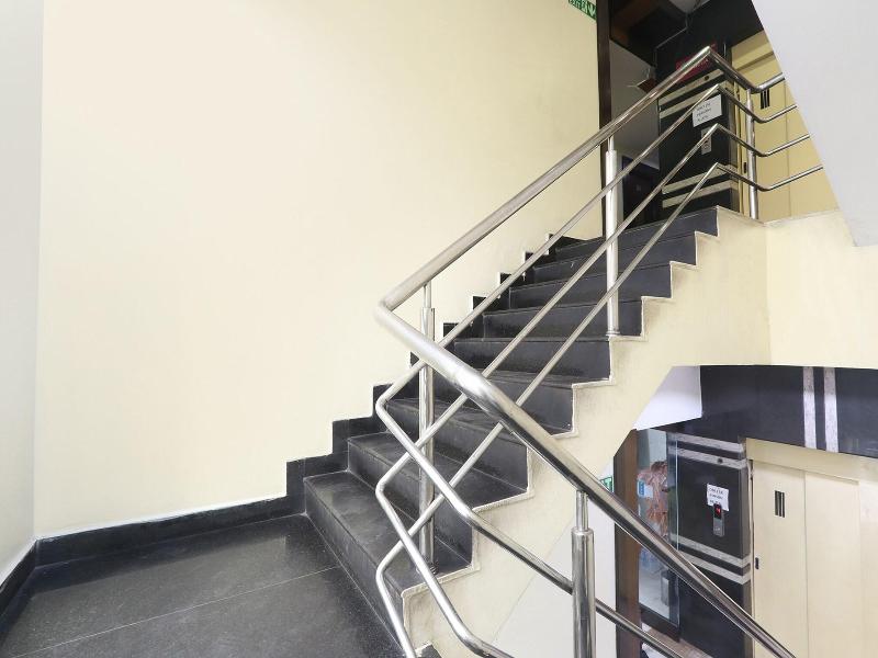 Fabhotel Royal Residency Ii — view
