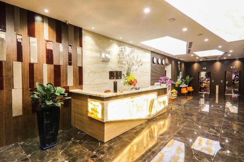 Lake View Hotel image