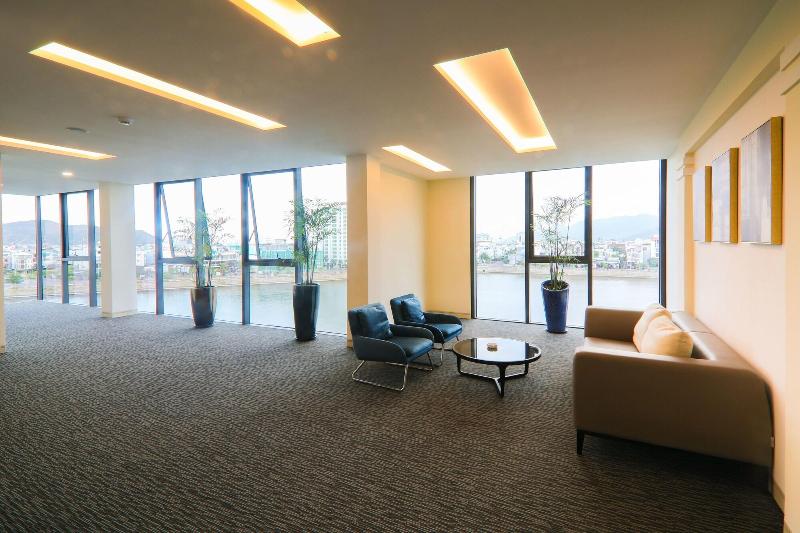 Lake View Hotel image