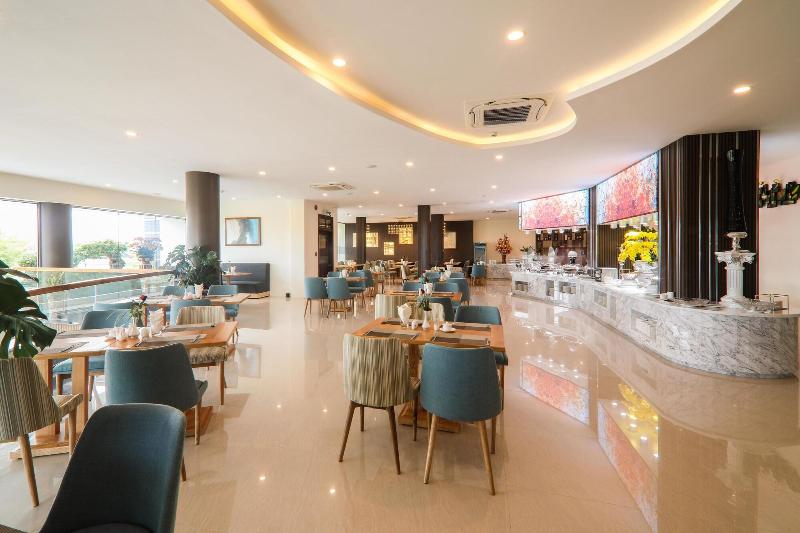Lake View Hotel image