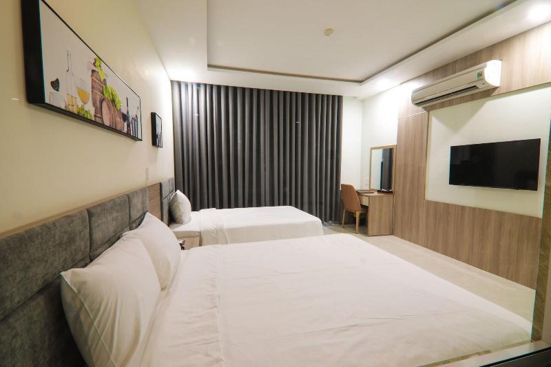 Lake View Hotel image